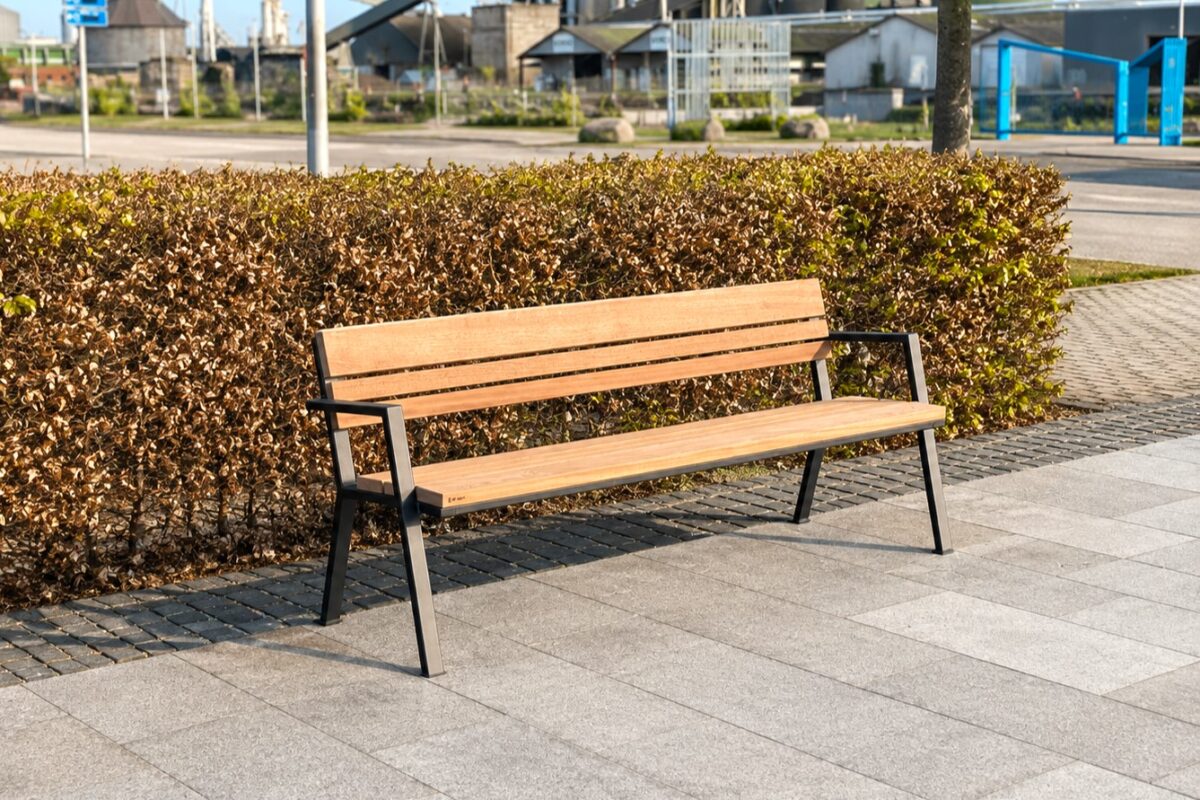 SEDIA BÆNKEN