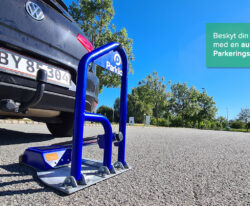 Parklio automatisk parkeringsbarriere i stål og malet i blå