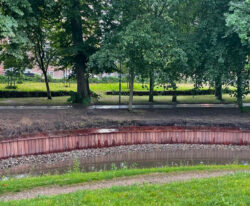 en palisadedæk i Azobe træ til områdefornyelsen projekt i Tønder midtby
