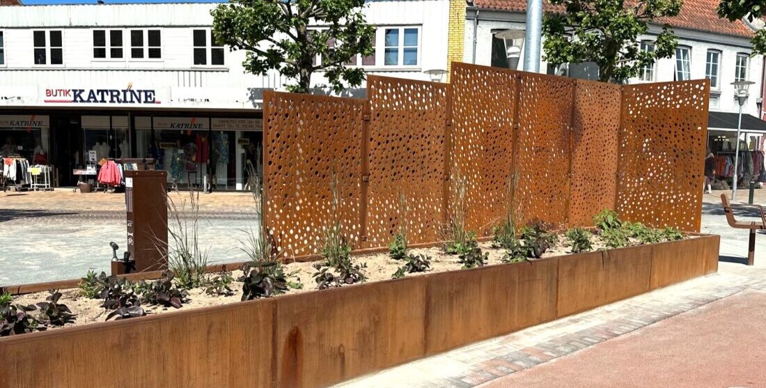 corten afskærmning med hul mønster