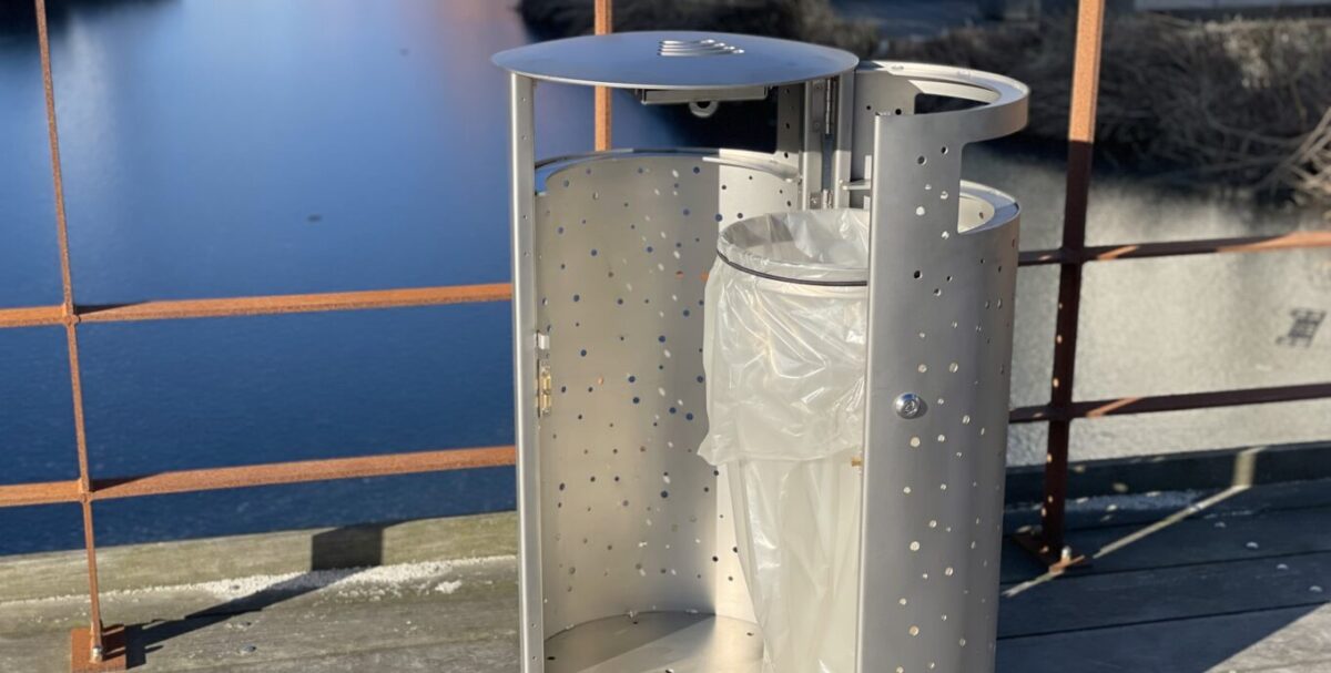 CESTINO Affaldsbeholder med kuglelås og poseholder i rustfri stål med unik poselås