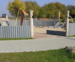 Bæredygtige palisader i genbrugsplast fra By Bang. Vedligeholdelsesfri, holdbare og perfekte til have og anlæg.