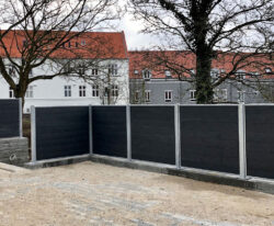 genbrugsplast modulopbyggende afskærmning til byområder med støjdæmpende effekt, afskærmning med genbrugsplast