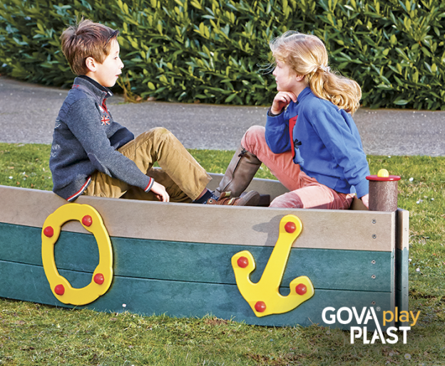 GOVA play PLAST. Vedligeholdesfrit genbrugsplast. Legeplads, skolegård, børnehave, vuggesture, park plads forhandler BY BANG